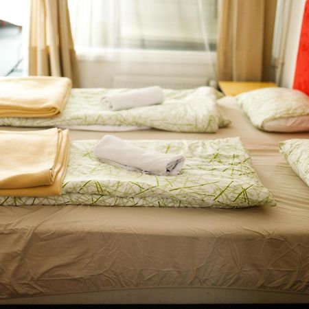 Kaskada Hotel ポズナン エクステリア 写真